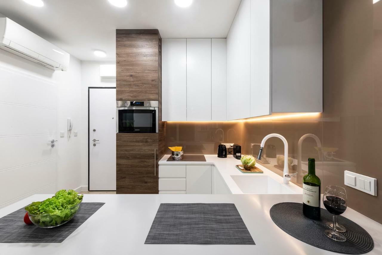 Apartament Luxury Miedzyborska 8B وارسو المظهر الخارجي الصورة