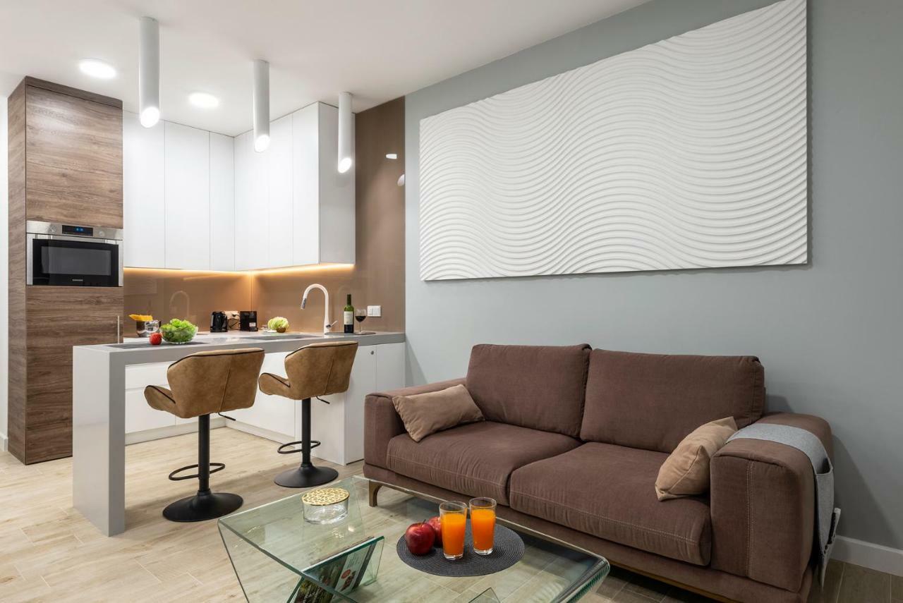 Apartament Luxury Miedzyborska 8B وارسو المظهر الخارجي الصورة